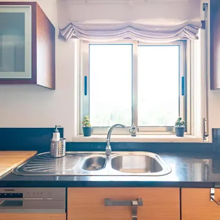 Apartment My In - Your Near The With The Castle View!
